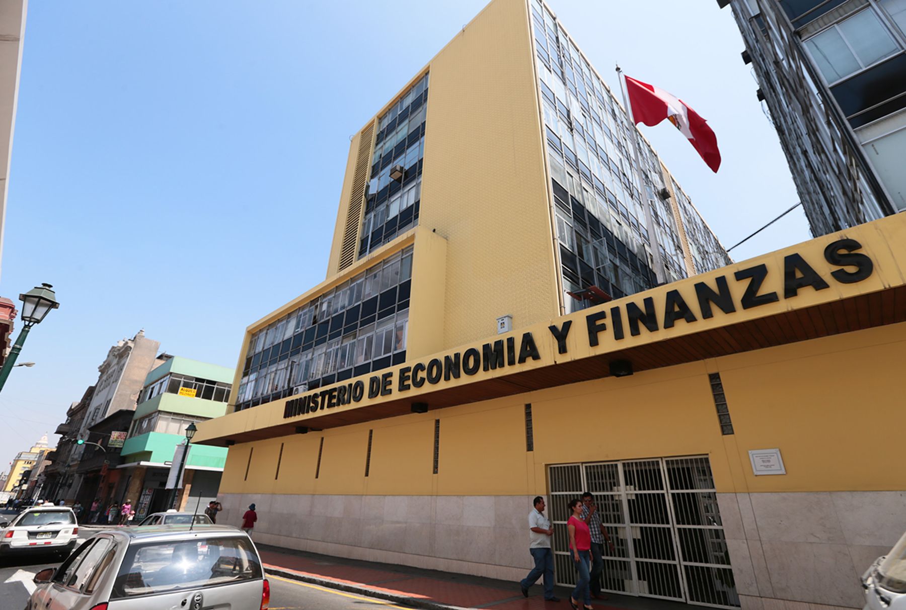 ¿Qué puede hacer el MEF para contrarrestar la crisis?
