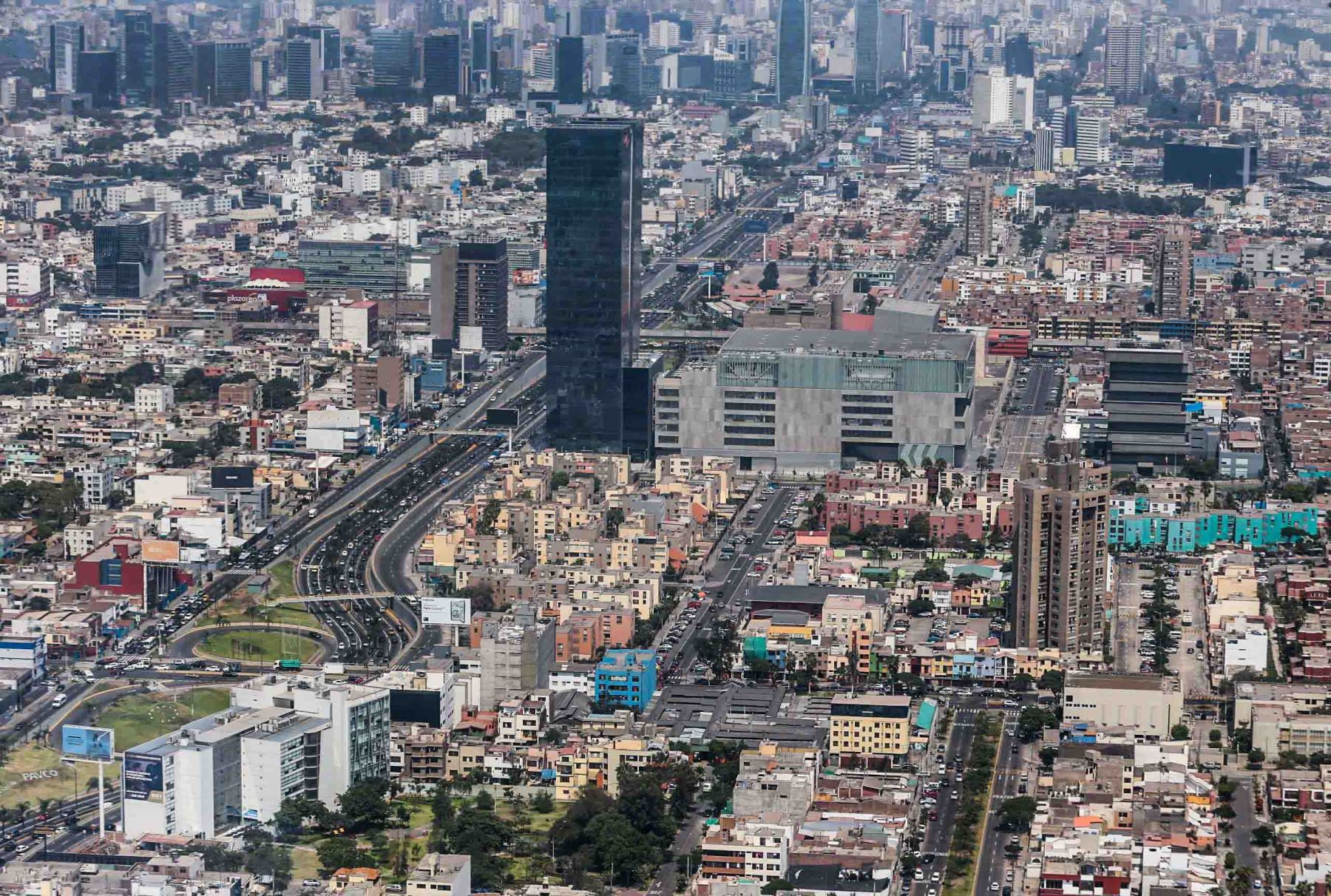 La economía crece a tasas muy bajas y hay una sensación de frustración y retrocesos