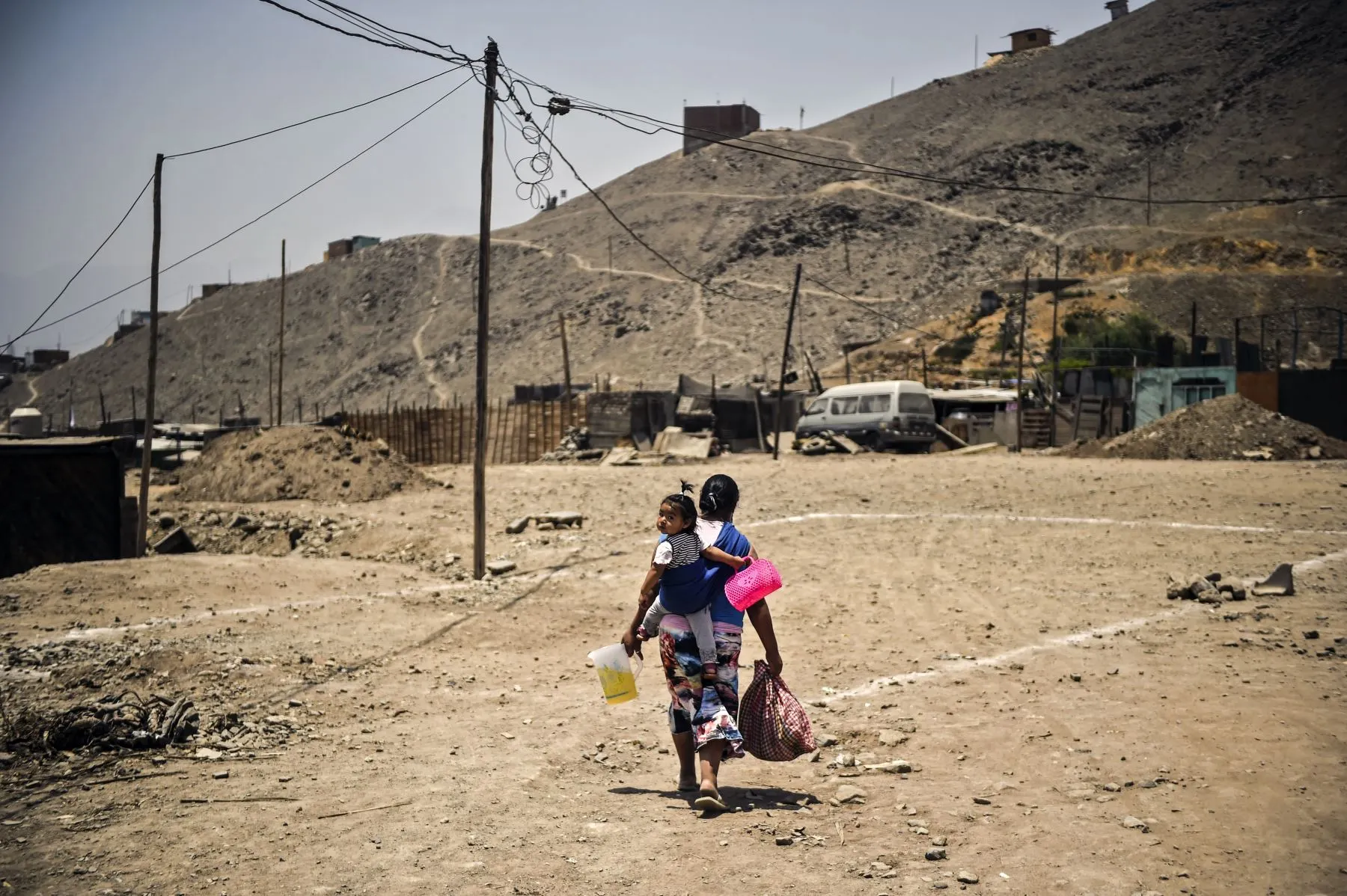 ¿Cómo disminuir la pobreza en el Perú?